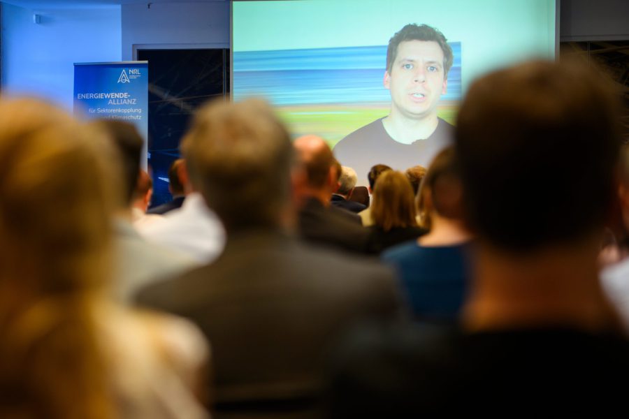 Videobotschaft Joschka Knuth, Staatssekretär im Ministerium für Energiewende, Klimaschutz, Umwelt und Natur des Landes Schleswig-Holstein. Foto: Gregor Fischer/NRL.